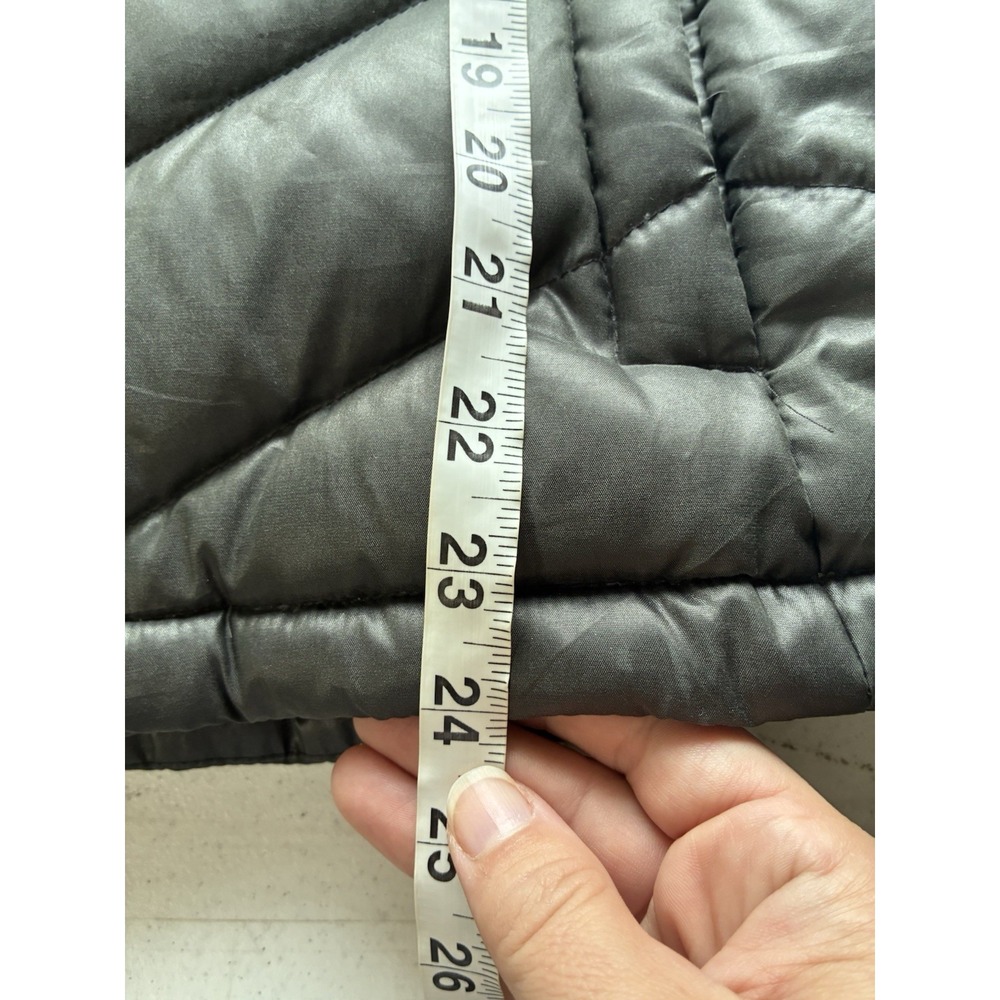 The North Face Full‎ Zip 650 Goose Down Puffer Vest Women's Small Black Outdoors - Picture 10 of 10